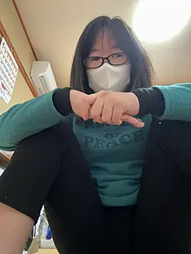 nana ayu4696 online show from 03/05/26, 10:59