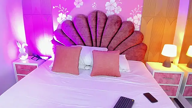 Sara colyn online show from 04/05/26, 08:48