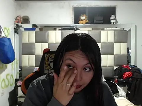 Snapshot of dulcecandy1919 chatting on 02/21/26, 04:58 dulcecandy1919 online show from 02/21/26, 04:58