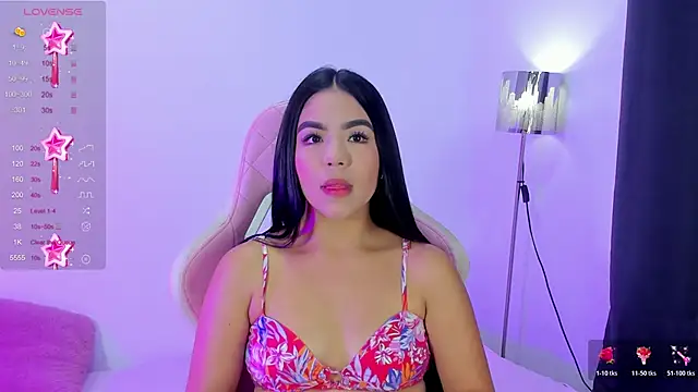 Snapshot of isabel_queen2 chatting on 03/04/26, 12:18 isabel queen2 online show from 03/04/26, 12:18