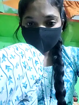 Snapshot of Cute_aroshi chatting on 03/13/26, 09:47 Cute aroshi online show from 03/13/26, 09:47