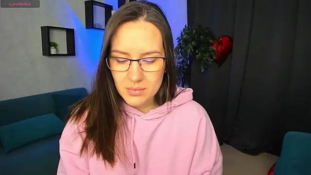 asti bubbles online show from 03/12/26, 01:11