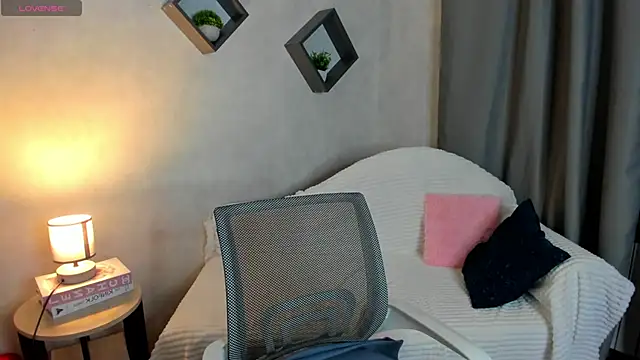 asti bubbles online show from 04/08/26, 01:29