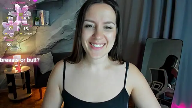 Snapshot of asti_bubbles chatting on 06/26/26, 01:33 asti bubbles online show from 06/26/26, 01:33