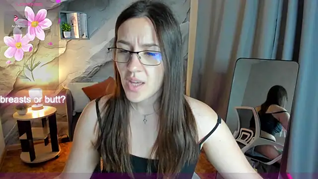Snapshot of asti_bubbles chatting on 06/18/26, 01:26 asti bubbles online show from 06/18/26, 01:26