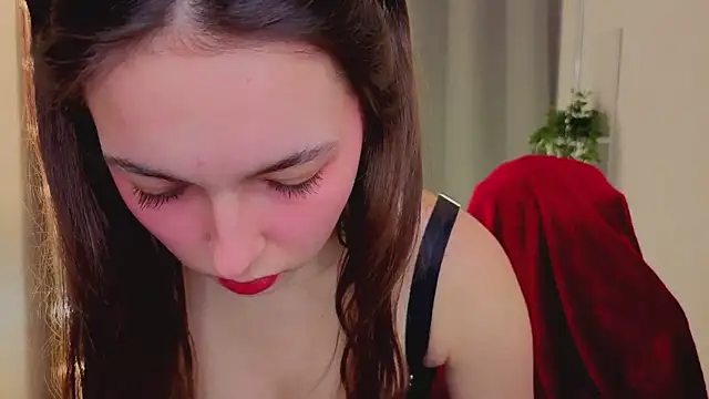 BellaThery online show from 03/12/26, 05:24