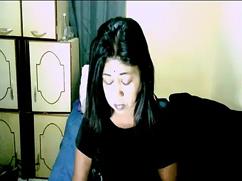 IndianPleasures21 online show from 07/25/26, 10:38