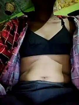 wifedesi7050 online show from 05/18/26, 04:23