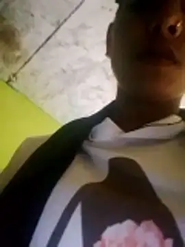 wifedesi7050 online show from 04/11/26, 12:09