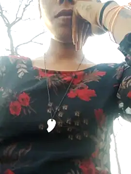 wifedesi7050 online show from 04/09/26, 11:49