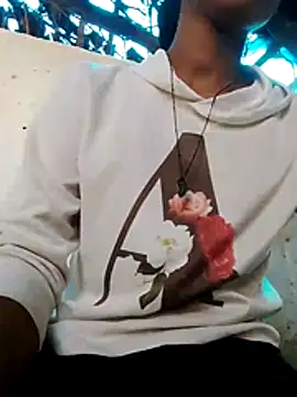 wifedesi7050 online show from 04/03/26, 08:21