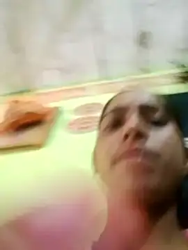 wifedesi7050 online show from 03/25/26, 11:42