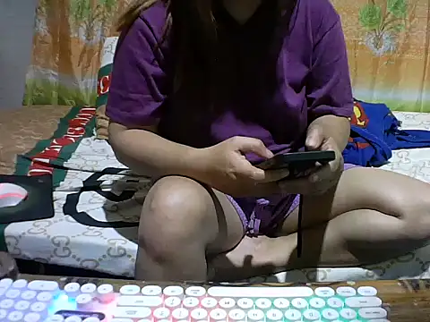 Snapshot of Radiant_smile chatting on 05/03/26, 09:29 Radiant smile online show from 05/03/26, 09:29