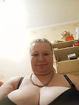 KiraStanton online show from 06/19/26, 11:31