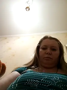 KiraStanton online show from 03/16/26, 09:17