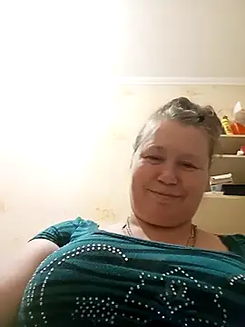 KiraStanton online show from 03/25/26, 10:41