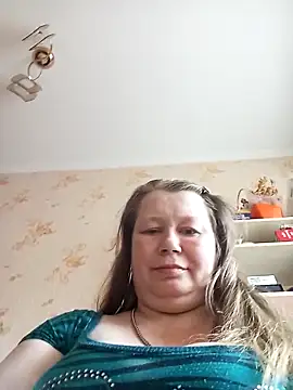 KiraStanton online show from 04/21/26, 06:42