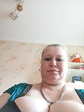 KiraStanton online show from 07/06/26, 02:02
