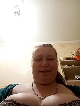 KiraStanton online show from 05/03/26, 11:52
