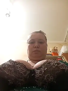 KiraStanton online show from 05/04/26, 05:49