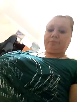 KiraStanton online show from 03/18/26, 07:37