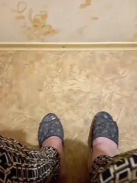 KiraStanton online show from 04/16/26, 09:39