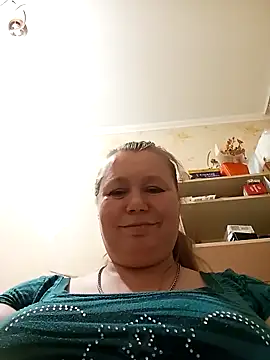 KiraStanton online show from 05/13/26, 01:01
