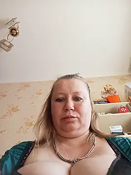 KiraStanton online show from 05/31/26, 12:33