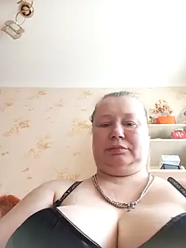 KiraStanton online show from 06/15/26, 10:59