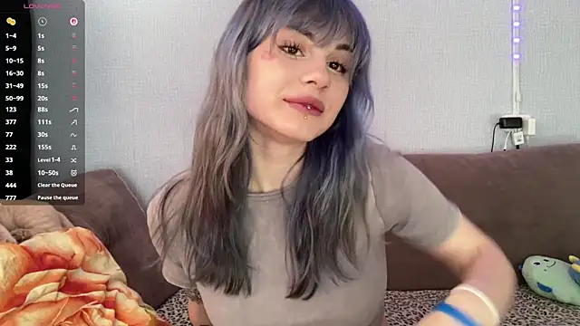 Emmibrilson online show from 04/07/26, 11:45