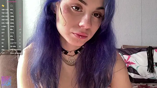 Emmibrilson online show from 06/07/26, 11:37
