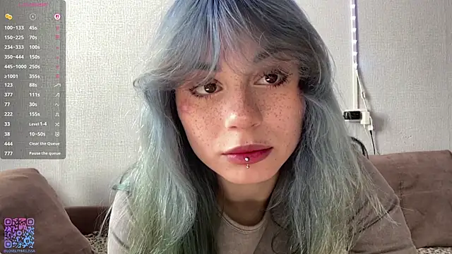 Emmibrilson online show from 05/03/26, 10:20