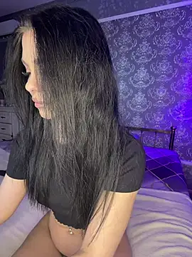 Olivia Noor online show from 03/26/26, 10:40