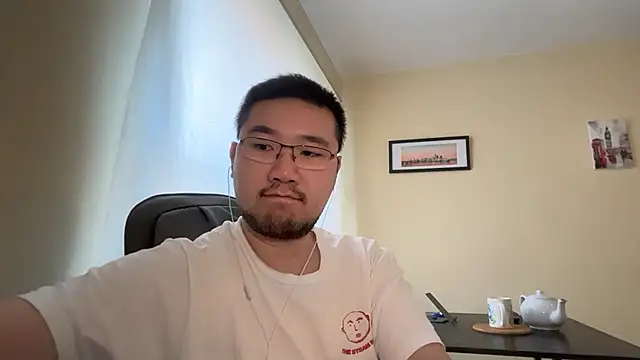 jasonryu2025 online show from 04/18/26, 09:11