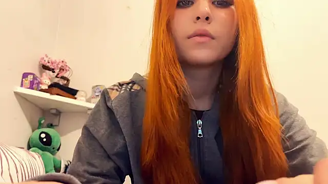 Snapshot of LolaBun chatting on 03/02/26, 07:10 LolaBun online show from 03/02/26, 07:10