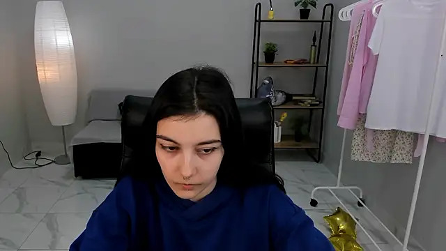 Snapshot of Lilian_Merf chatting on 03/25/26, 08:35 Lilian Merf online show from 03/25/26, 08:35