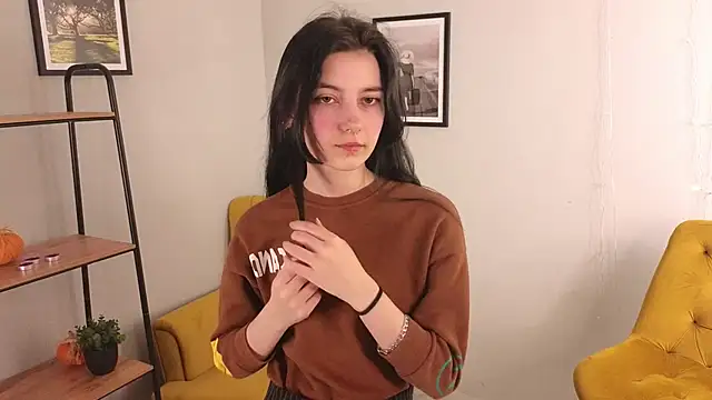 Snapshot of Lilian_Merf chatting on 03/27/26, 10:49 Lilian Merf online show from 03/27/26, 10:49