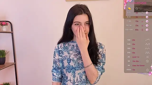 Snapshot of Lilian_Merf chatting on 04/15/26, 08:09 Lilian Merf online show from 04/15/26, 08:09