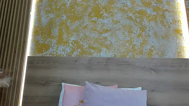 Snapshot of julietta_pink chatting on 07/08/26, 12:06 julietta pink online show from 07/08/26, 12:06