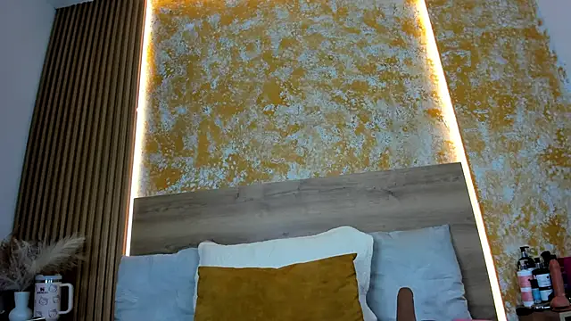 julietta pink online show from 04/08/26, 11:33