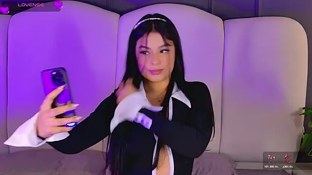 BrunaMonroee online show from 04/15/26, 03:49