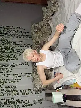 TwinkRyder online show from 03/10/26, 12:31