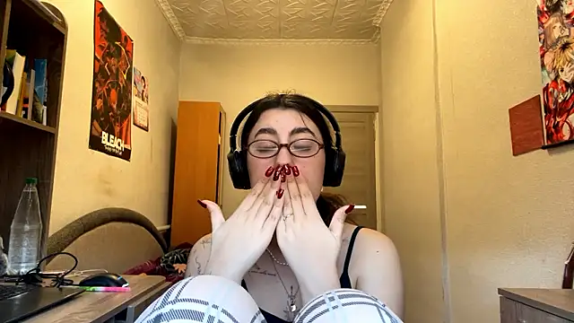 AshlynWabasha online show from 03/09/26, 01:25