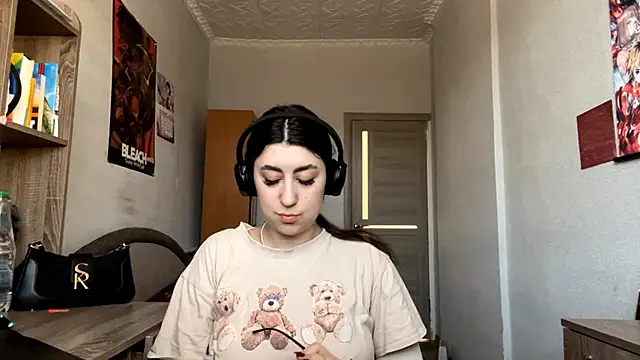 AshlynWabasha online show from 03/10/26, 01:15