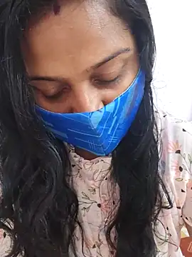 Shaliniqueen online show from 06/19/26, 06:30