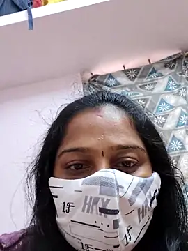 Shaliniqueen online show from 06/15/26, 12:27