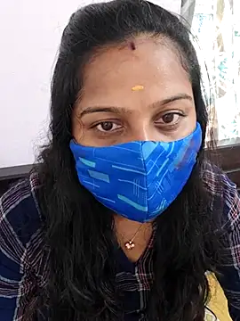 Shaliniqueen online show from 06/10/26, 10:05