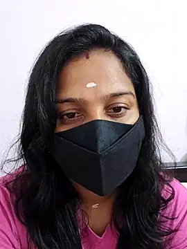 Shaliniqueen online show from 07/31/26, 07:41