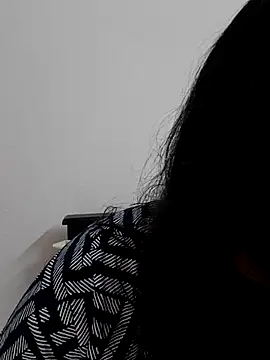 Shaliniqueen online show from 07/21/26, 05:42