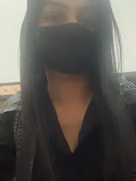 Daisy-Pandey online show from 03/08/26, 04:38